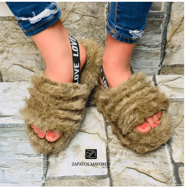 Plush Sandals for Woman with Embroidery - Beige Color